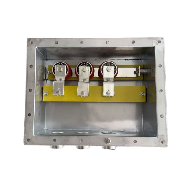 35-220KV保護接地箱